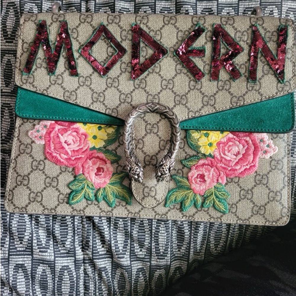 Gucci Beige and Green Floral Embroidered Shoulder Bag